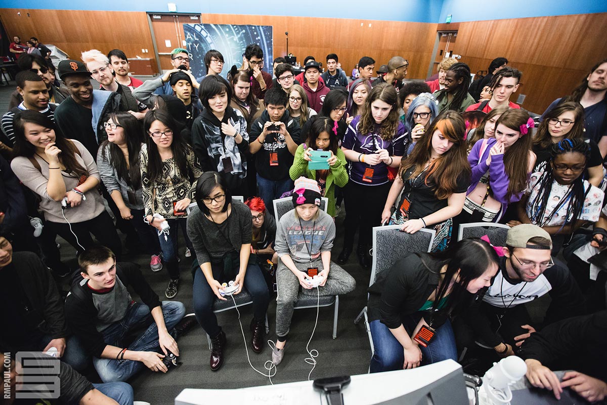 Photo from Lil Chenâs site, by Robert Paul