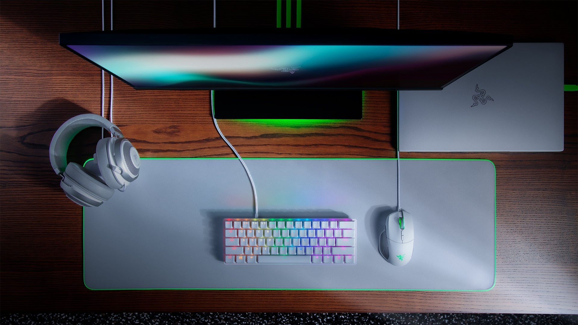 That giant deskmat seems silly now, doesn’t it?