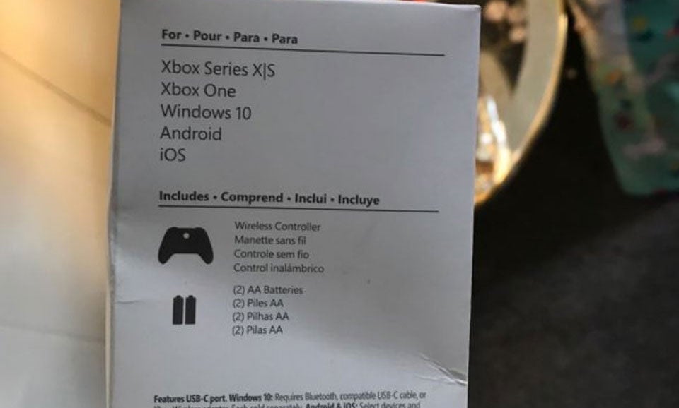 The side of the box clearly says “Xbox Series X | S”