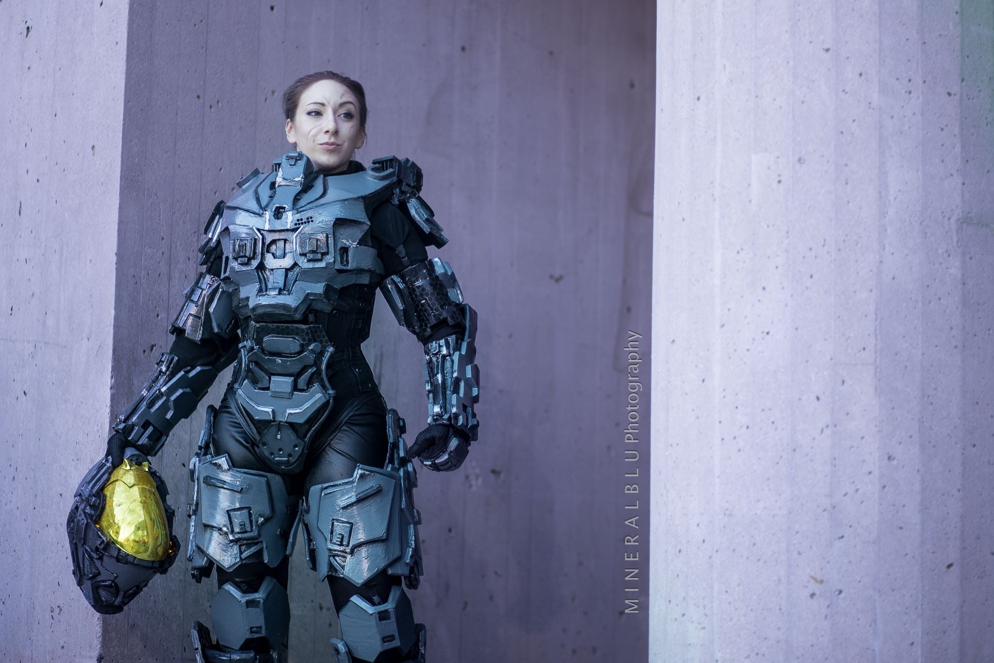 Cosplay by itsrainingne0n