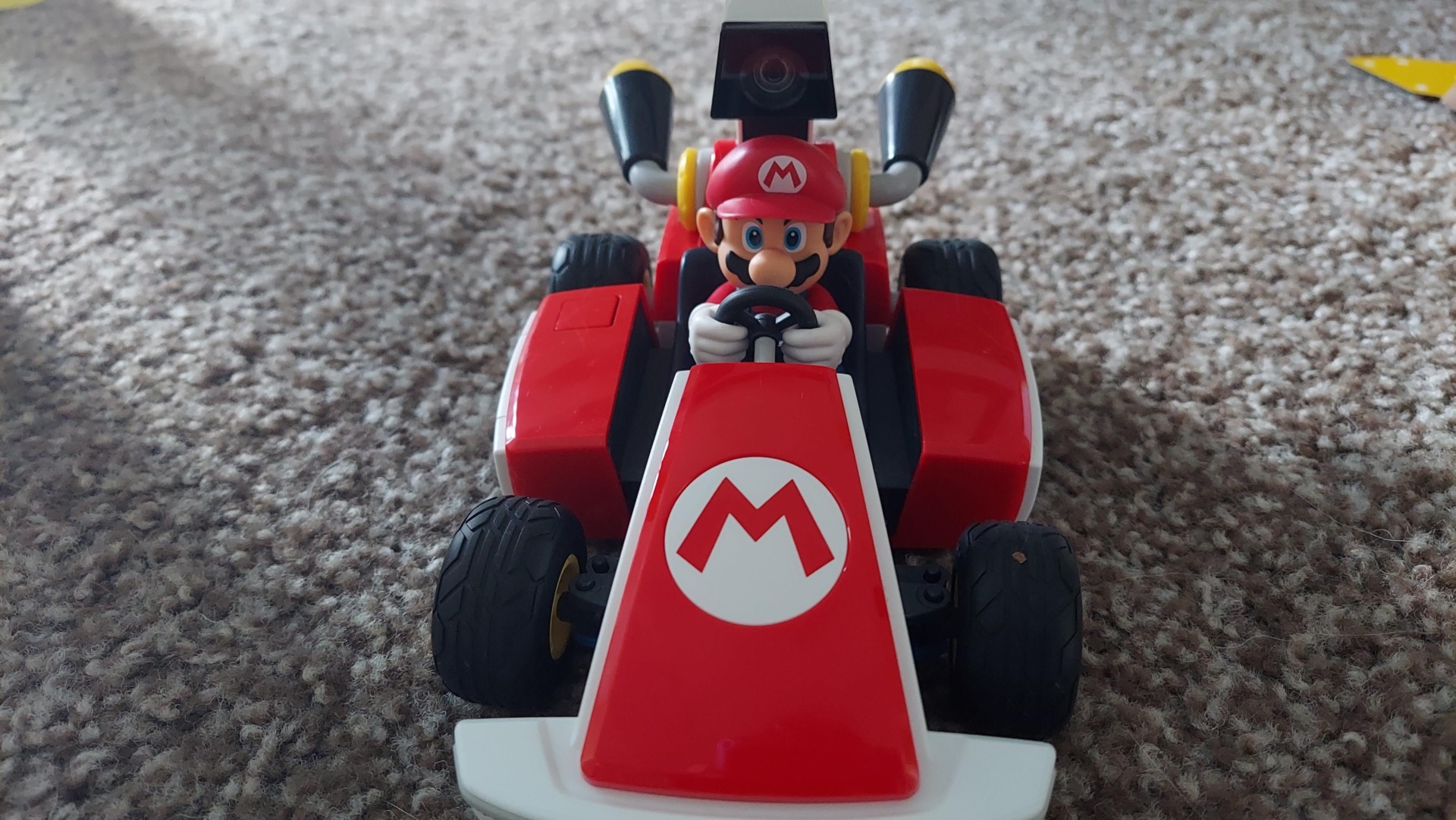 This thing books on carpet.