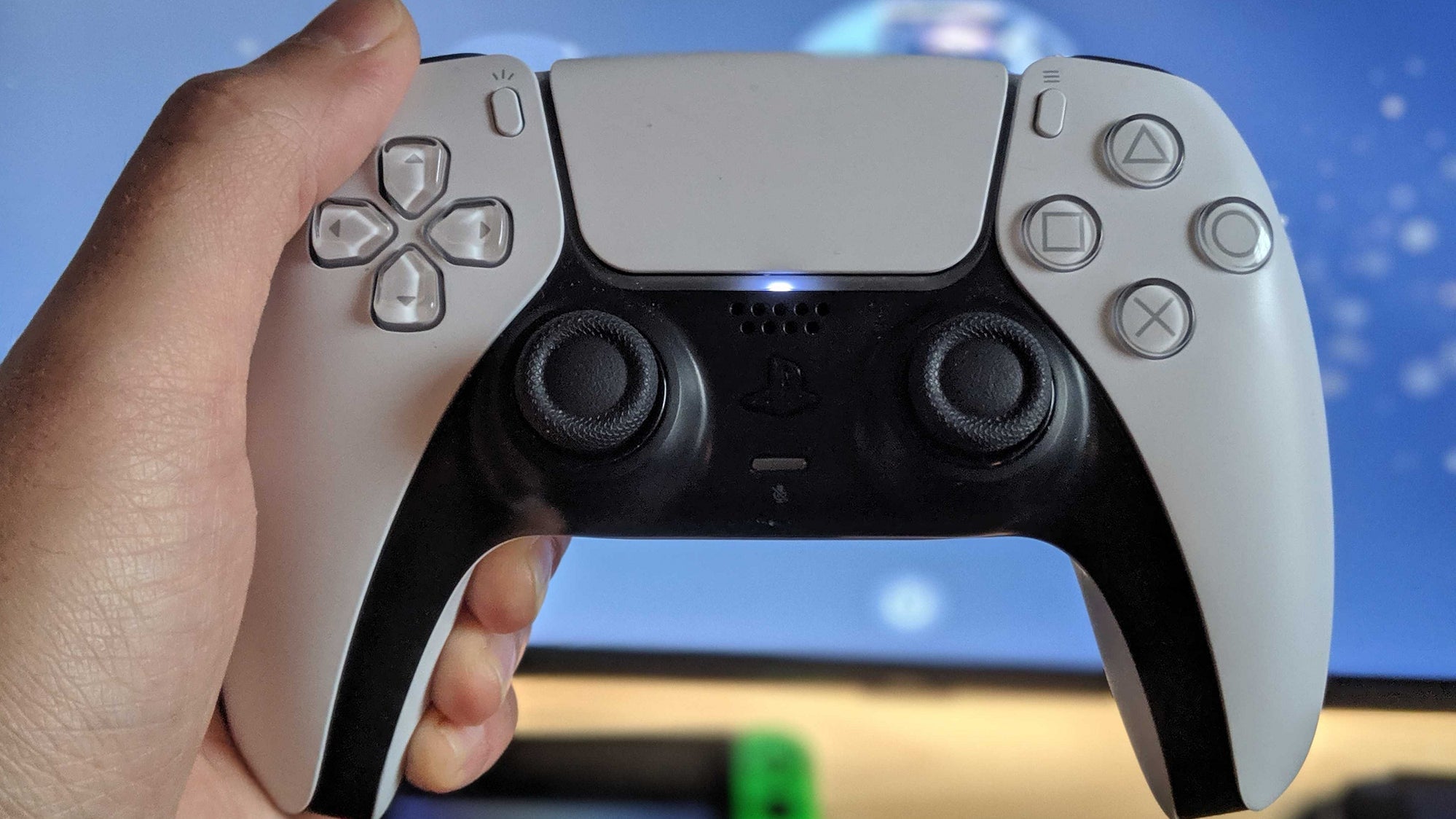 In addition to being uncomfortable, the logo home button is also a magnet for detritus. 