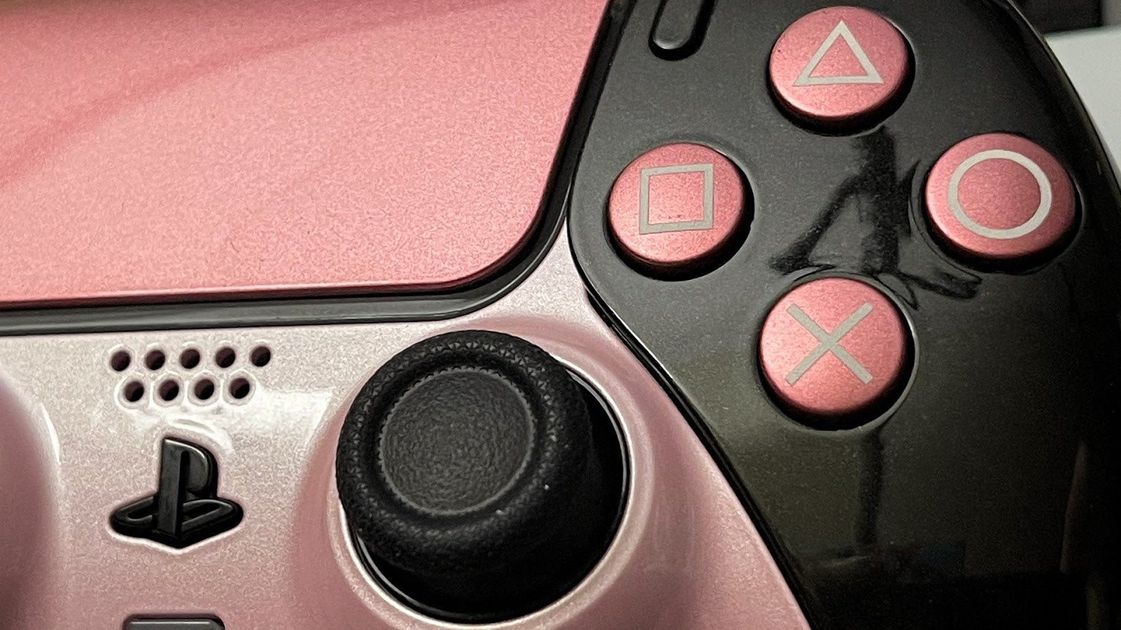 I dig the white icons on the buttons. I would have gone black, and would have been wrong to do so.