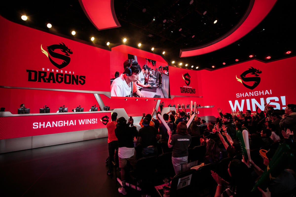 Eui-Seok âFearlessâ Lee used to play for the Shanghai Dragons before being traded to the Dallas Fuel.