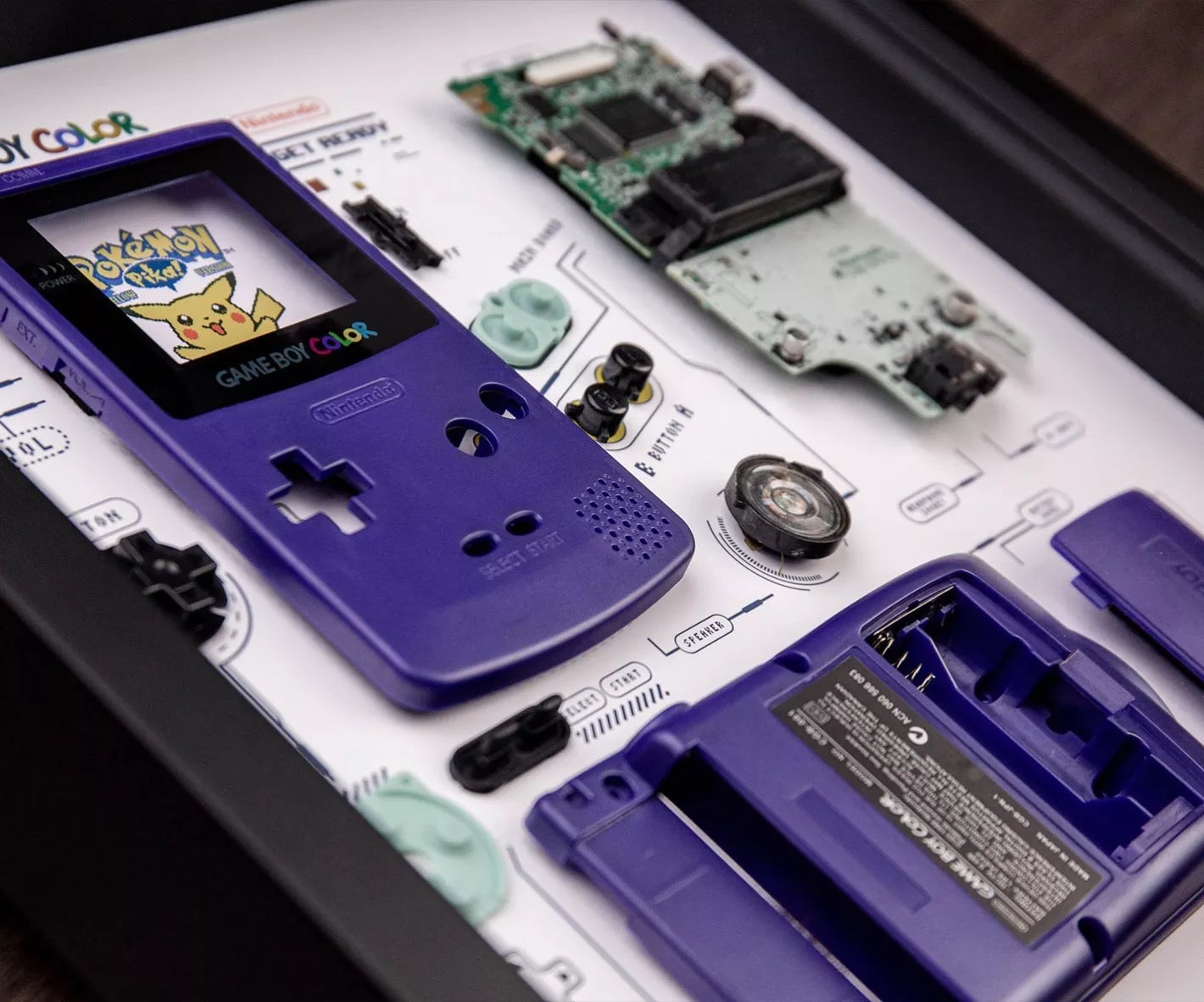 Just needs a few wires and some AA batteries and it’ll be good-as-new