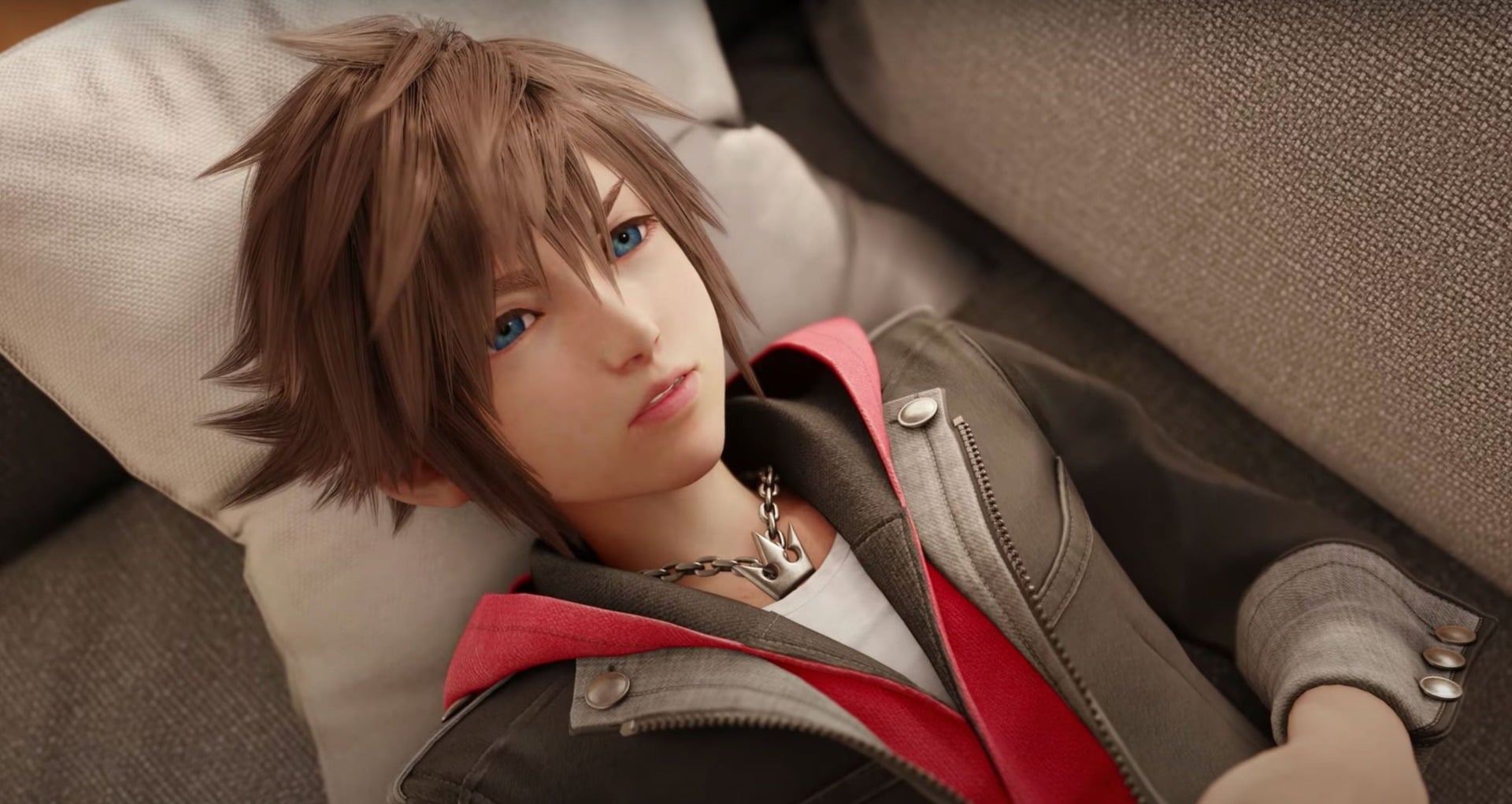 Sora lays in bed.