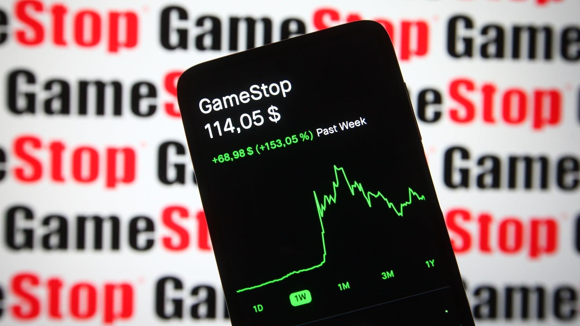 GameStop store managers are currently trying to sell newly vested stock bonuses before the price goes down.