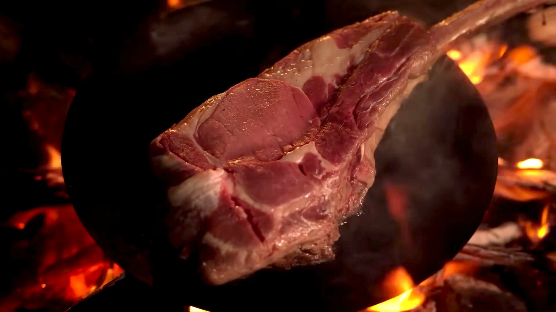 Screenshot: Capcom / TheGamer / YouTube / Kotaku