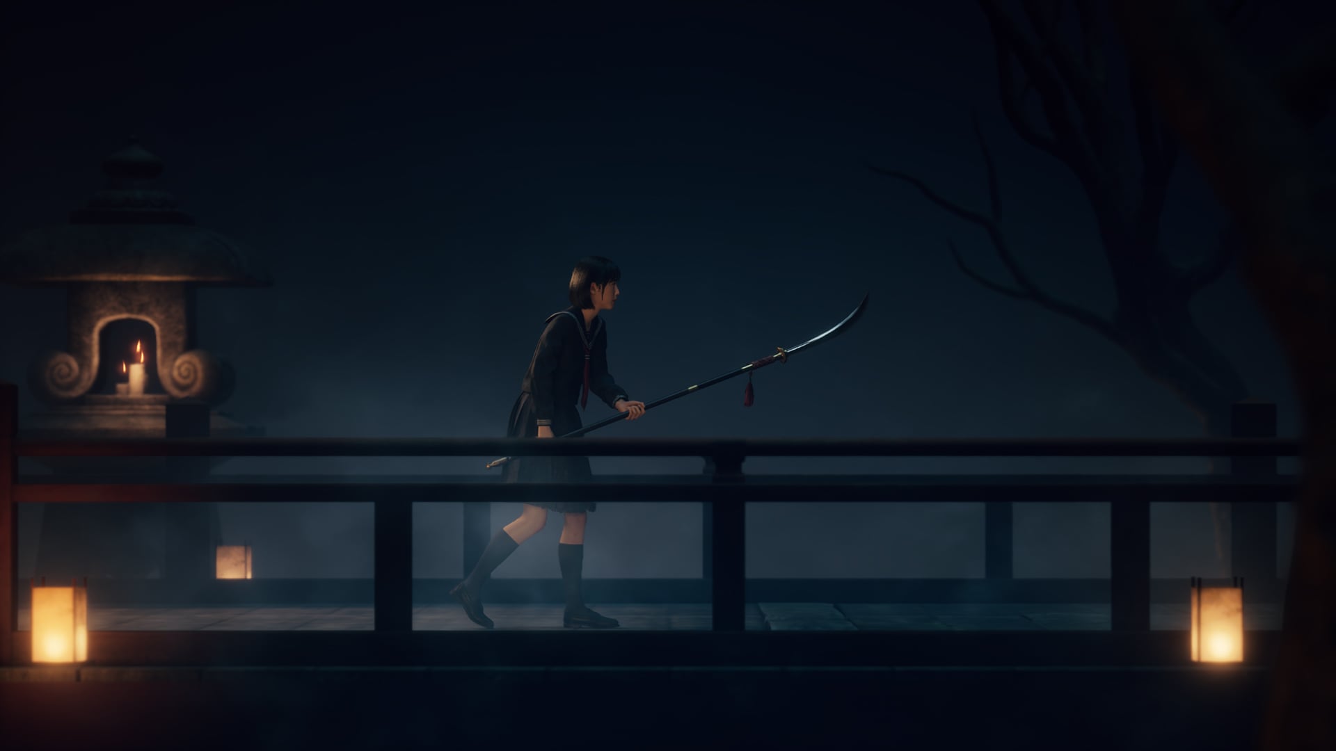 Hinako wields a weapon.