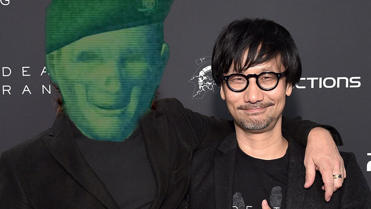 An AI colonel rests his arm around Kojima.